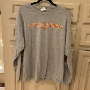 BRIAR CREEK SPORTSWEAR LONG SLEEVE UNIVERSITY OF TEXAS T-SHIRT IN SIZE XL